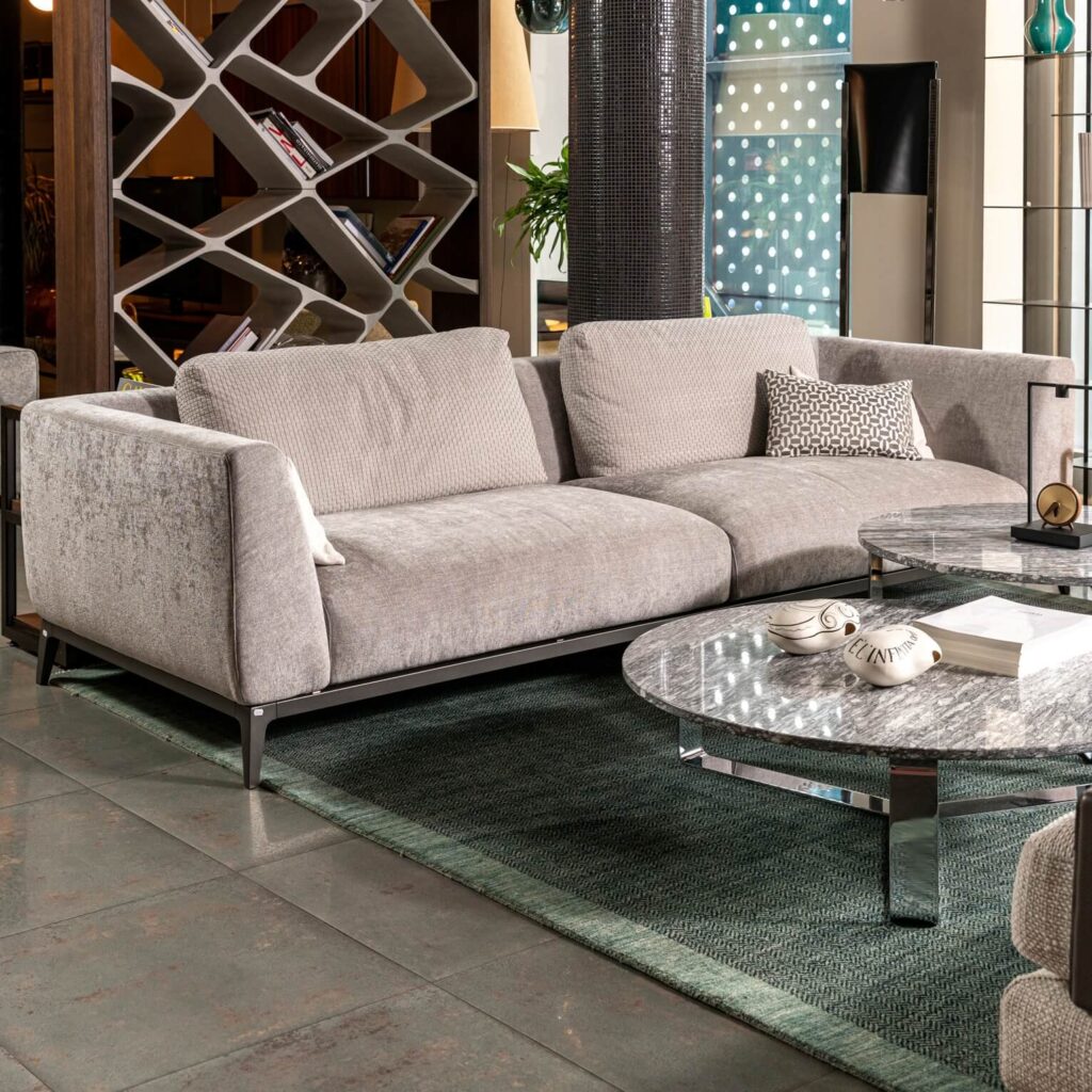 Диван Olivier Seattele Light Grey от Flou