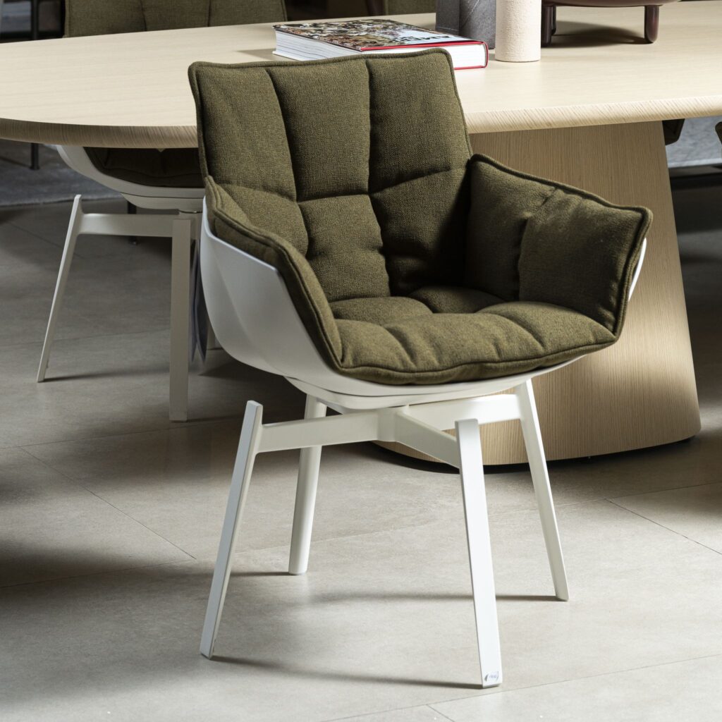 Стул Husk Sarabi 435/White от B&B Italia