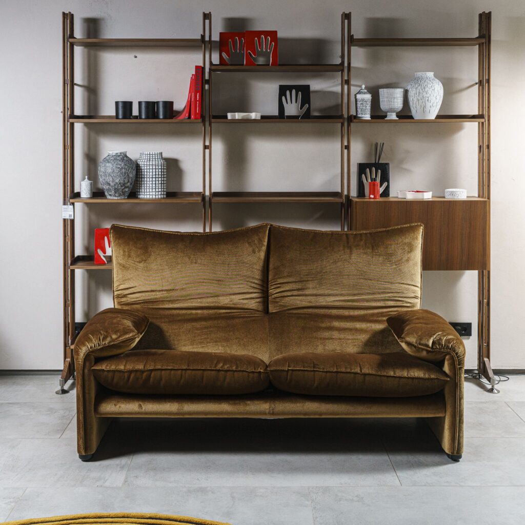 Диван 675 Maralunga 40 Osaka 13O036 от Cassina