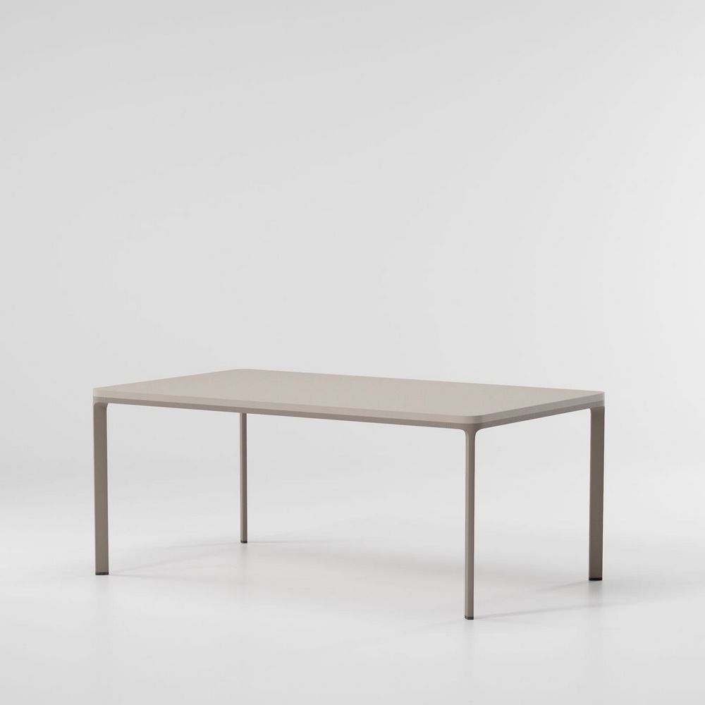 Стол Park Life Dining Table 160 x 94 6 Guests от Kettal
