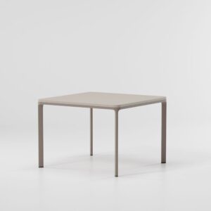 Стол Park Life Low Dining Table 94 x 94 от Kettal