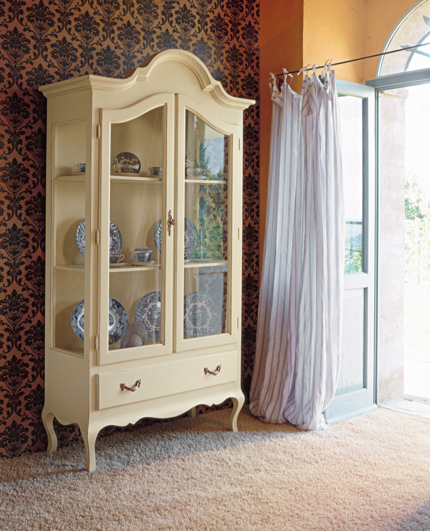 Витрина Pallas от Tonin Casa