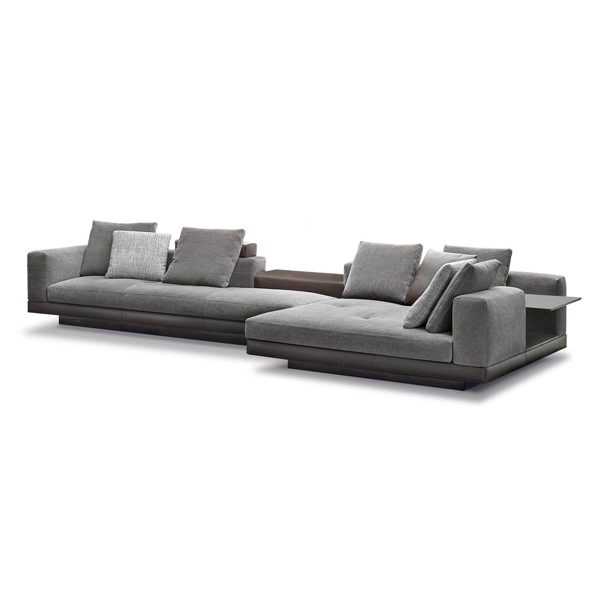Диван двухмодульный Connery Double Ghiaccio от Minotti